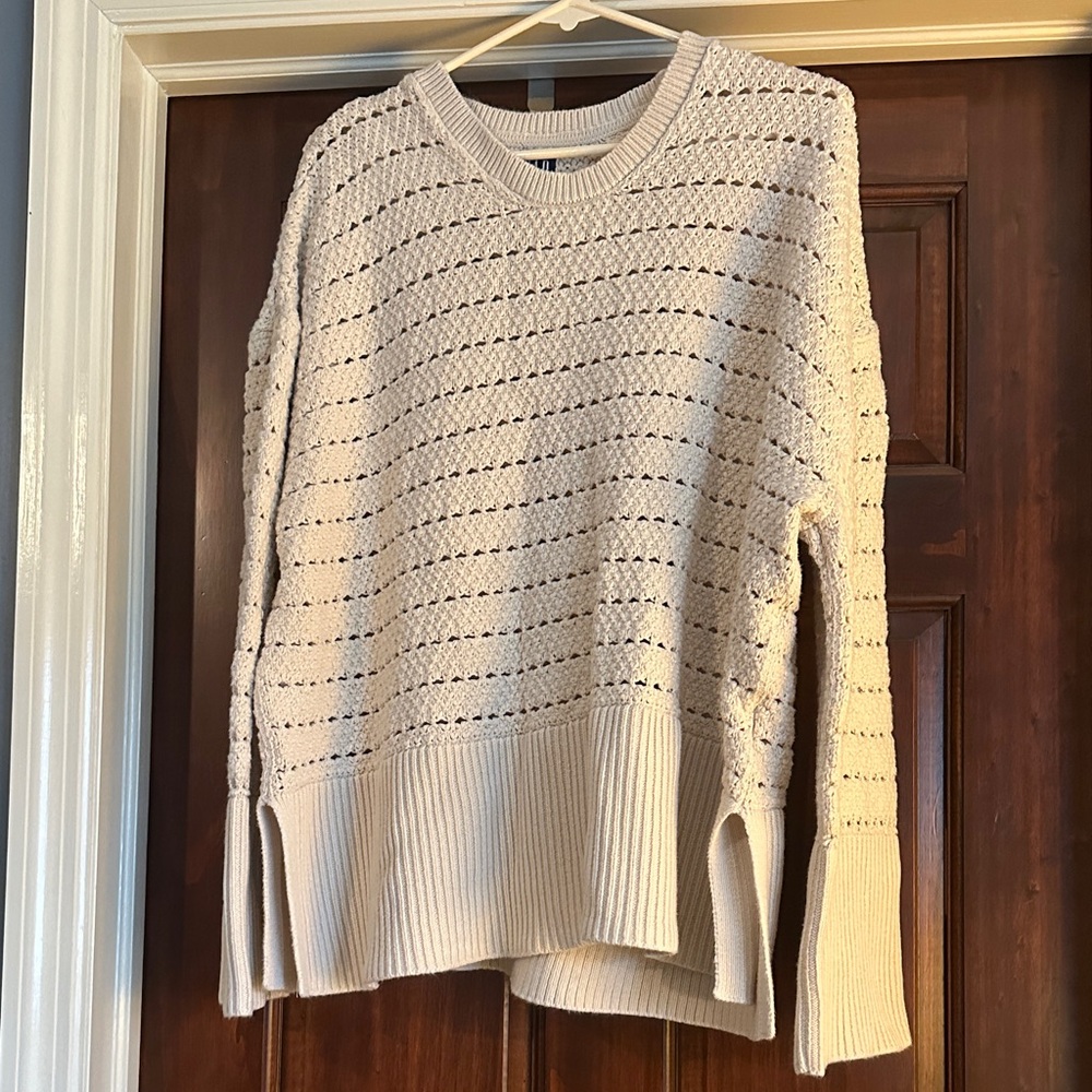 Gap Oversized xl tall 100% cotton sweater in excellent used condition.